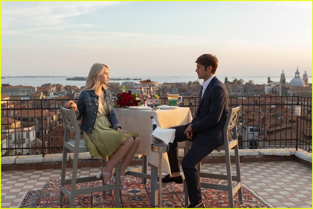 The honeymoon trailer 02